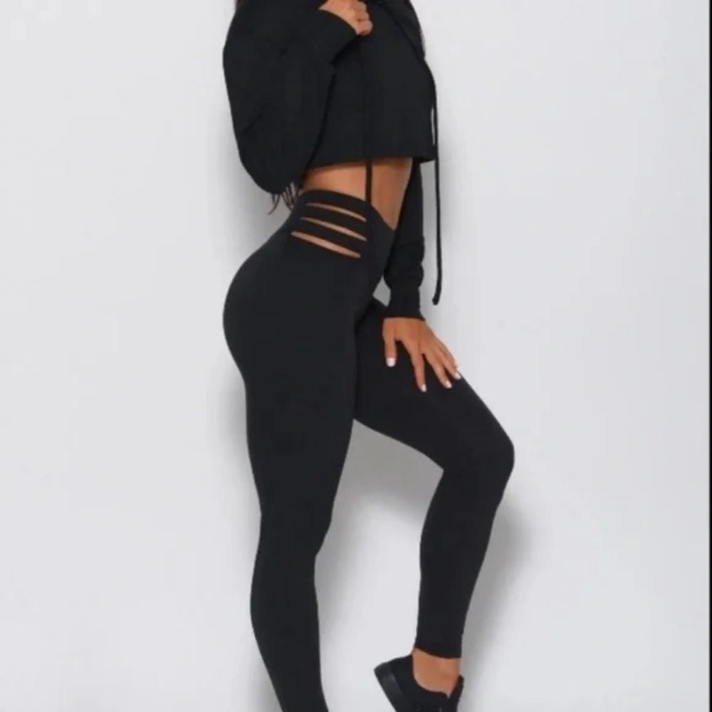 Bombshell Savage Leggings XS
